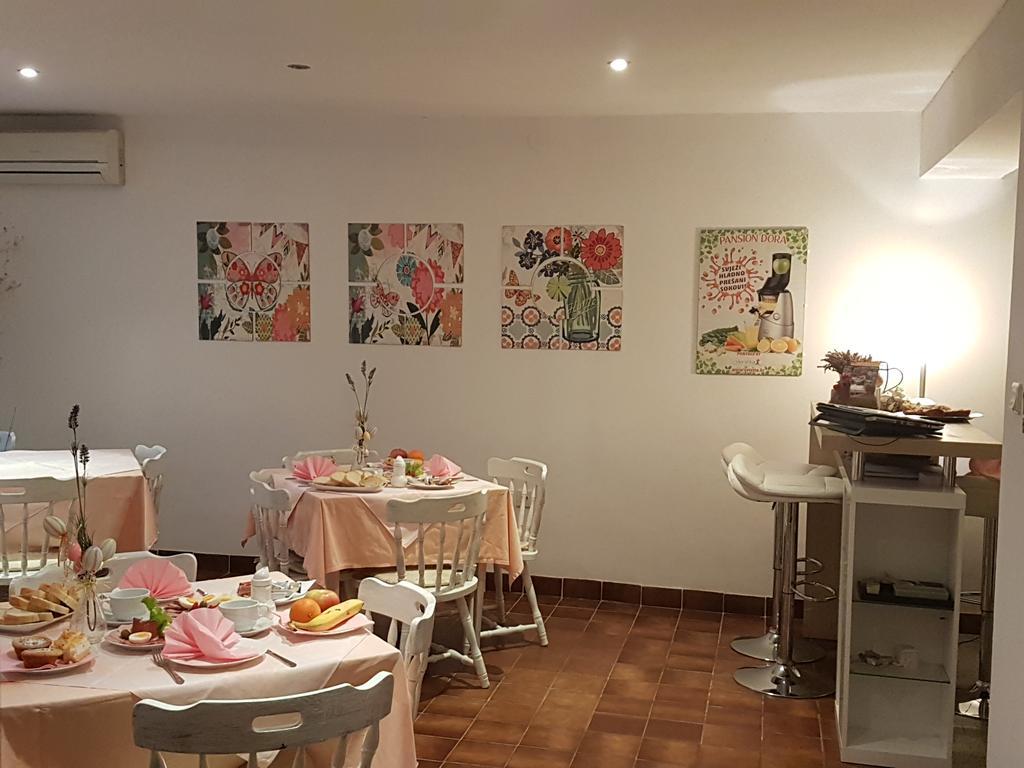 Bed & Breakfast Dora Rovanjska Extérieur photo